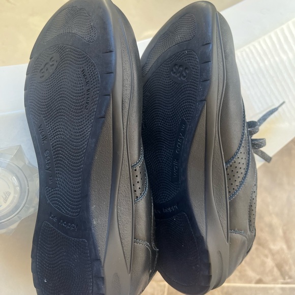 SAS sneakers - Picture 2 of 3